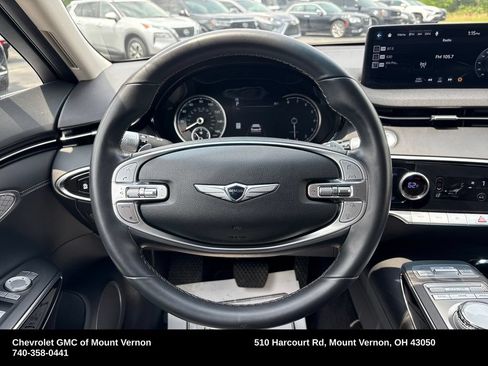 Used 2025 Genesis GV70 2.5T AWD/4WD image 17