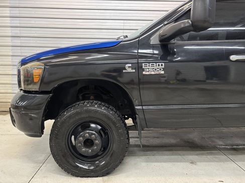 Used 2007 Dodge Ram 3500 Truck SLT image 3
