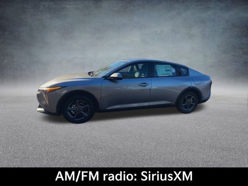 New 2025 Kia K4 LXS image 10