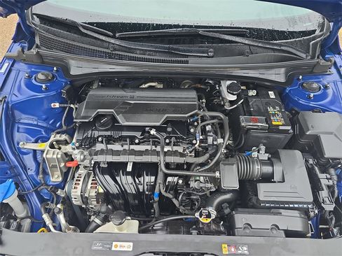 Certified 2024 Hyundai Elantra Limited image 29