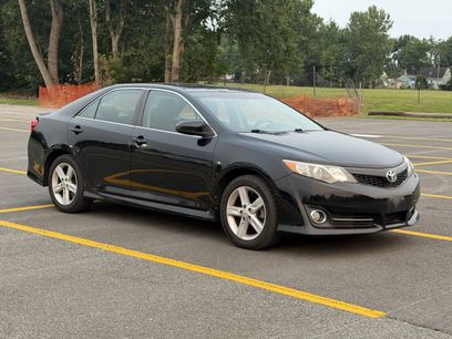 Used 2014 Toyota Camry SE