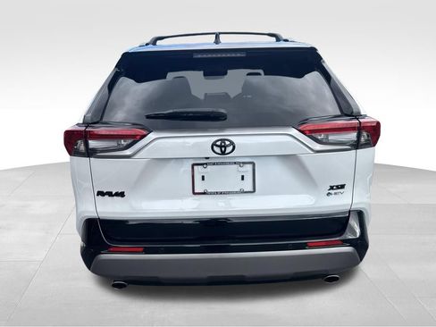 Certified 2025 Toyota RAV4 XSE w/ Advanced Technology Package AWD/4WD image 4