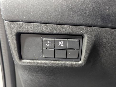 Used 2020 MAZDA CX-5 Touring image 13