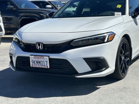Used 2024 Honda Civic Sport image 6