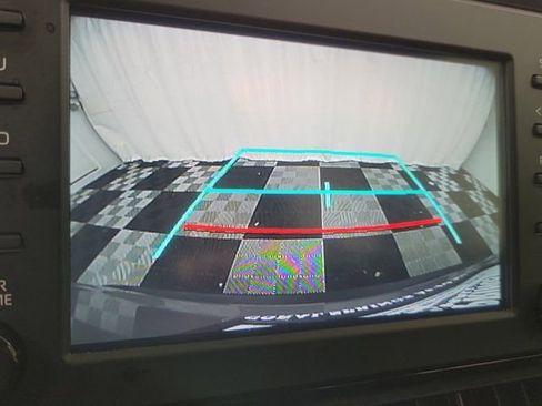 Used 2019 Toyota RAV4 XLE FWD image 29