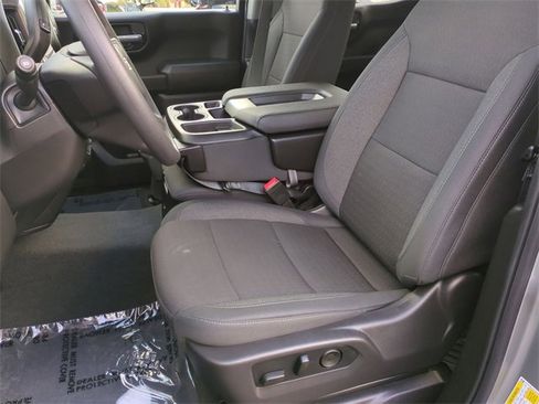 Certified 2025 Chevrolet Silverado 1500 Custom w/ LPO, Dark Essentials Package image 19