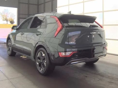 Used 2023 Kia Niro Wind FWD image 4