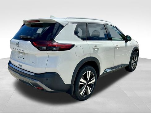 Used 2022 Nissan Rogue SL FWD image 5
