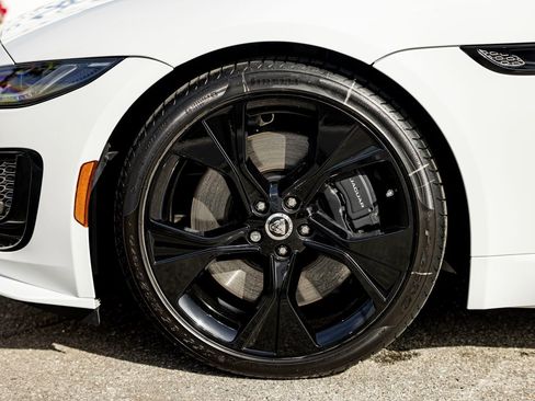 New 2024 Jaguar F-TYPE Coupe AWD image 11