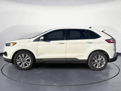 Used 2024 Ford Edge Titanium AWD/4WD image 3