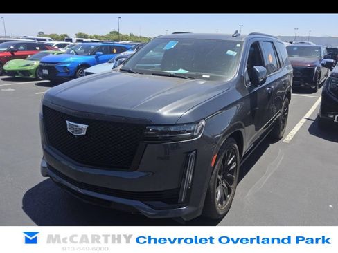 Used 2021 Cadillac Escalade Sport w/ Driver Assist Tech Package AWD/4WD image 7