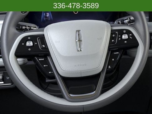 New 2026 Lincoln Aviator AWD image 12