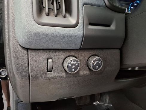 Used 2022 Chevrolet Colorado Z71 image 22