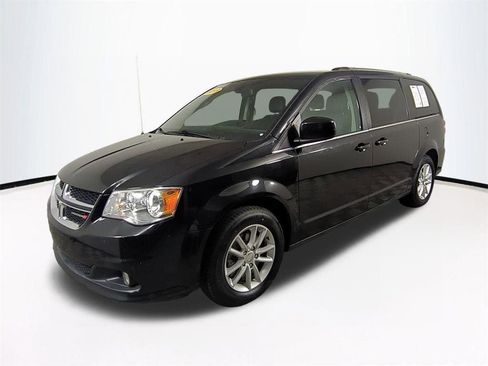 Used 2019 Dodge Grand Caravan SXT FWD image 9
