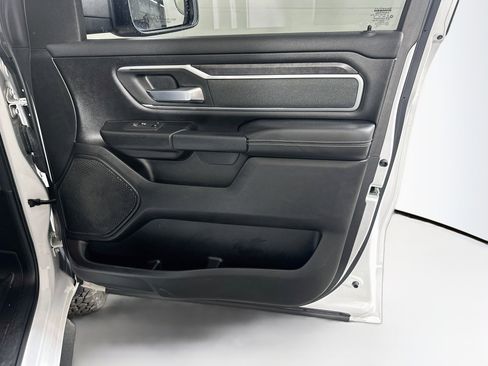 Used 2022 RAM 1500 Big Horn AWD/4WD image 30