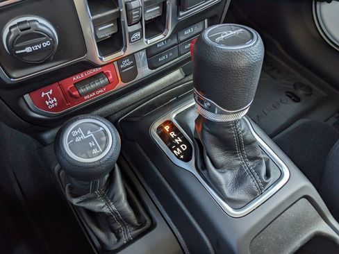 New 2026 Jeep Gladiator Mojave image 33