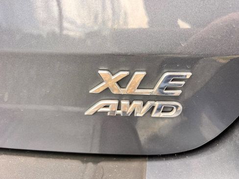 Used 2015 Toyota Sienna XLE w/ Outdoor Package image 10