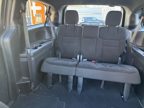 Used 2018 Dodge Grand Caravan SE image 10