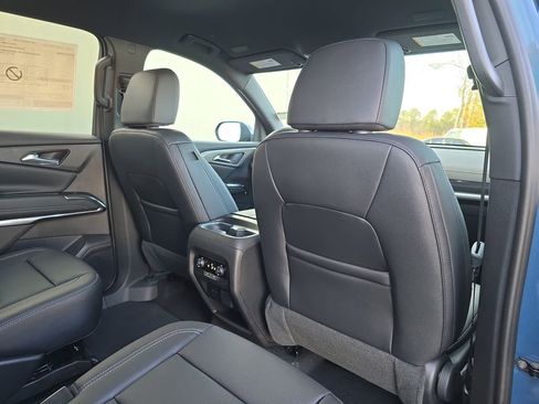 New 2026 Chevrolet Traverse LT w/ Midnight/Sport Edition image 11