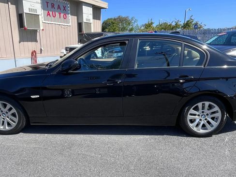 Used 2007 BMW 328i Sedan RWD image 4
