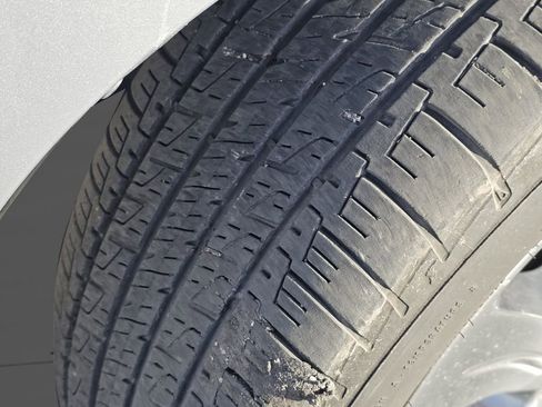 Used 2015 Toyota Sienna SE Premium image 20