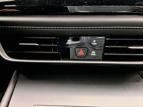 New 2026 Volkswagen Atlas Cross Sport SE image 21