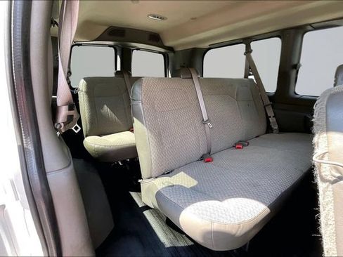 Used 2025 Chevrolet Express 2500 LT w/ LT Preferred Equipment Group RWD image 28