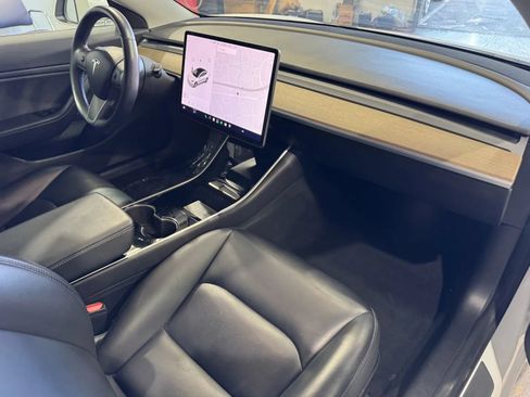 Used 2018 Tesla Model 3 Long Range AWD/4WD image 5