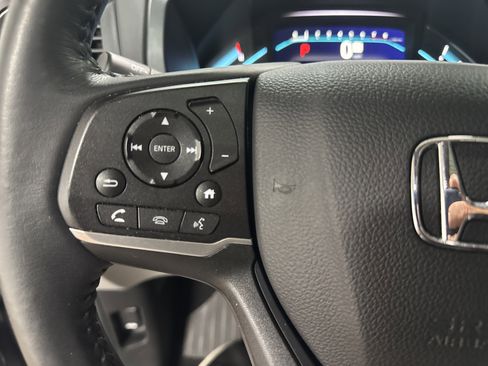 Used 2024 Honda Odyssey EX-L image 19