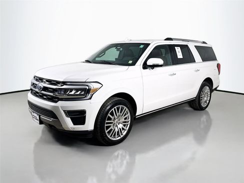 Used 2024 Ford Expedition Max Limited AWD/4WD image 9
