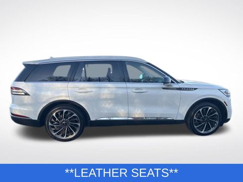 Used 2023 Lincoln Aviator Reserve w/ Equipment Group 201A AWD/4WD image 7