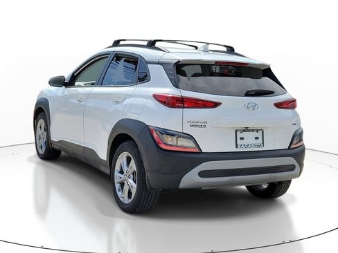Used 2023 Hyundai Kona SEL AWD/4WD image 4