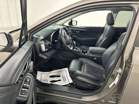Used 2022 Subaru Outback Limited AWD/4WD image 9