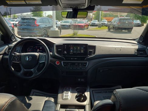 Certified 2022 Honda Pilot TrailSport image 25