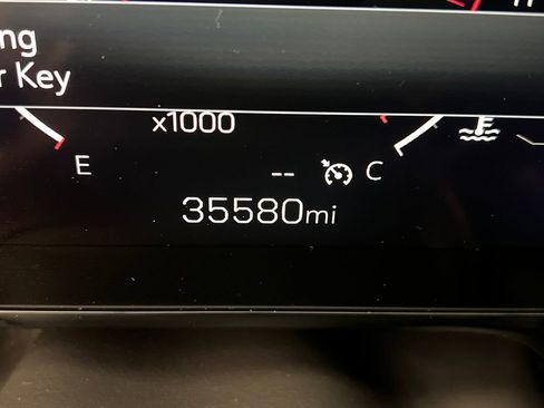 Used 2025 GMC Yukon Denali AWD/4WD image 51