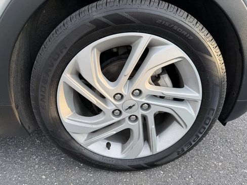 Used 2023 Chevrolet Bolt LT w/ Driver Confidence Package FWD image 29