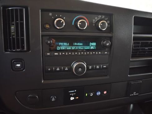 Used 2024 Chevrolet Express 3500 LS RWD image 11