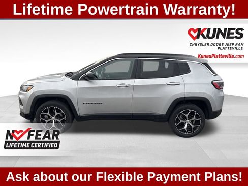 Used 2024 Jeep Compass Limited AWD/4WD image 8