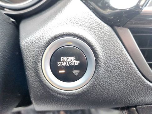 Used 2017 Buick Envision Essence image 18