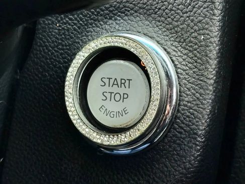 Used 2012 INFINITI G37 Journey w/ Premium Pkg image 25