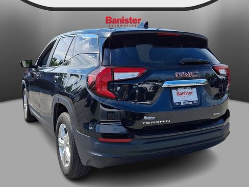 Used 2024 GMC Terrain SLE AWD/4WD image 6