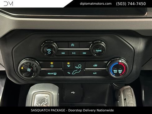 Used 2022 Ford Bronco Big Bend w/ Sasquatch Package image 35