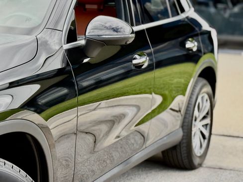 Used 2024 Mercedes-Benz GLC 300 image 5