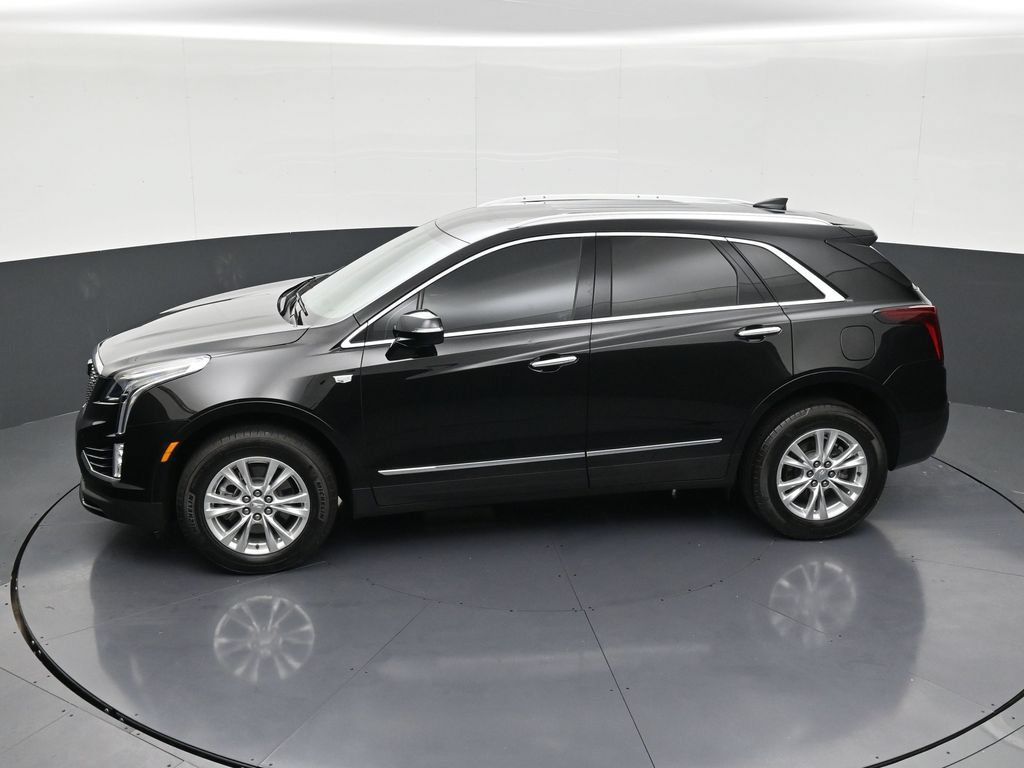 Certified 2025 Cadillac XT5 Luxury FWD image 13