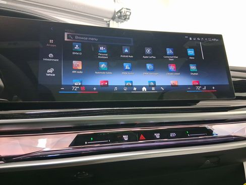 New 2026 BMW 740i xDrive w/ Premium Package AWD/4WD image 23