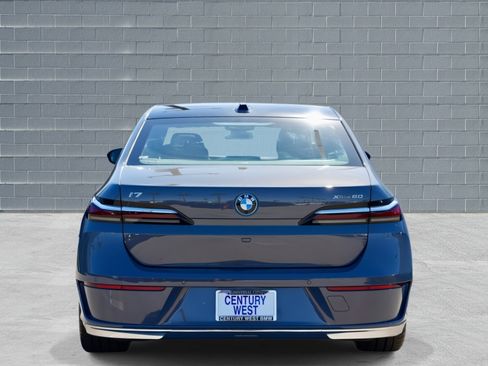 Used 2025 BMW i7 xDrive60 w/ Executive Package image 7