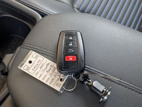 Used 2021 Toyota RAV4 XSE w/ XSE Grade Weather Package AWD/4WD image 39