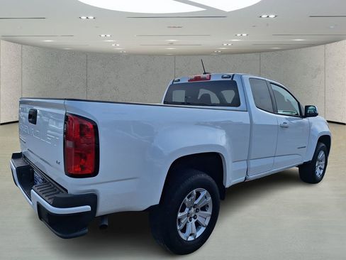 Used 2022 Chevrolet Colorado LT w/ Fleet Safety Package image 5