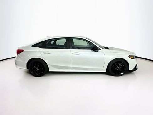 Used 2023 Honda Civic Sport image 10