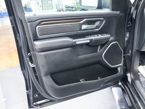 Used 2022 RAM 1500 Laramie AWD/4WD image 21